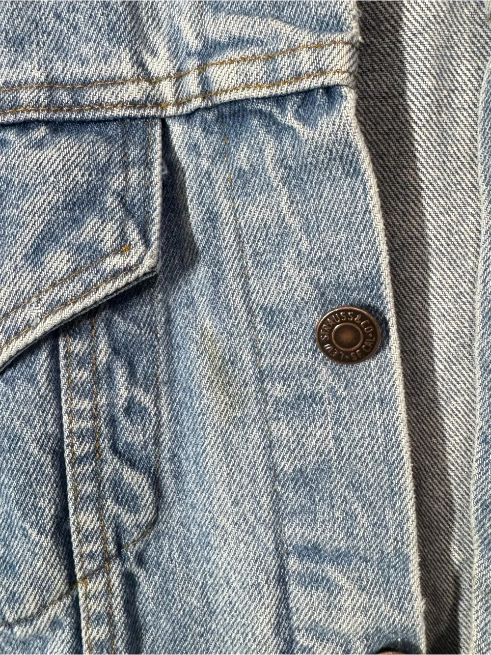 Levis this pre